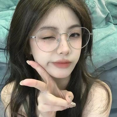 芙洛拉与儿子